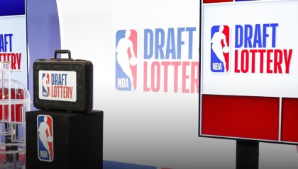 皇冠体育app下载-29票赞成1票反对！NBA正式通过乐透抽签新规 明年起试行三届选秀