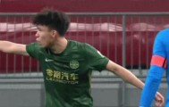 太着急了，王钰栋两次表达不满都被镜头捕捉到