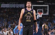 皇冠体育官方网站-ESPN：东契奇左腿筋受伤，将在当地时间周五进行核磁共振检查